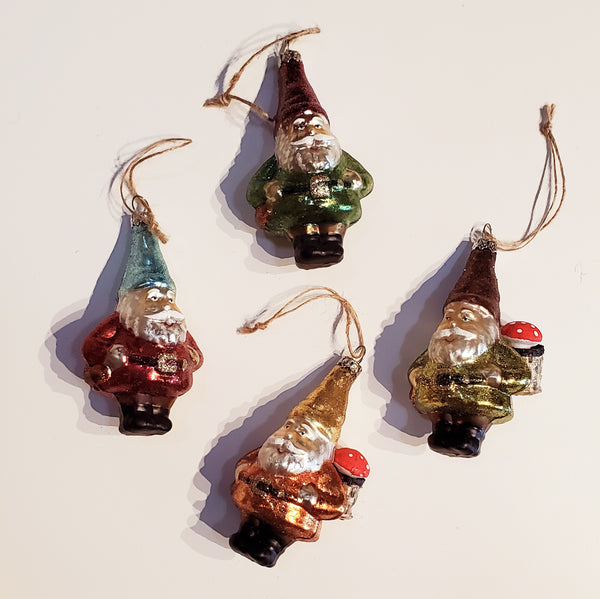 wateriing can ornament